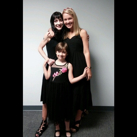 Meet your Posher, Susan - Picture 3 of 3